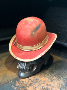 Vintage rare custom hat “Red eye from Paris to Hawaii “